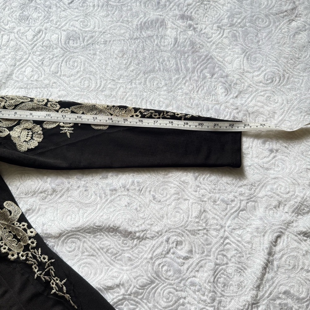 Gianni Bini Black Dress Gold Embroidered Lace Long Sleeve XS - Picture 7 of 8